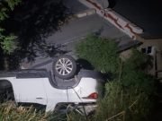 ALTAS CUMBRES: CHOCARON CONTRA UNA MULA Y CAYERON AL VACÍO DANDO VARIOS TUMBOS.