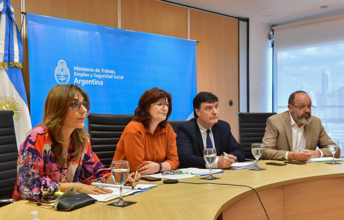 PAÍS: AUMENTAN UN 20% EL SALARIO MÍNIMO, VITAL Y MÓVIL.