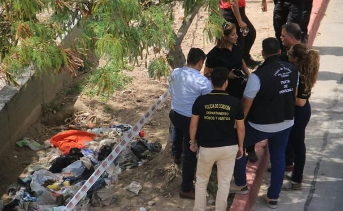 CASO DOCENTE ANAHÍ BULNES: HALLARON ROPA Y ELEMENTOS CERCANOS AL DPTO DEL DETENIDO DONDE FUE VISTA POR ÚLTIMA VEZ.