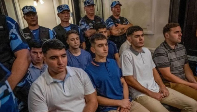CASO BAEZ SOSA: PERPETUA PARA THOMSEN, COMELLI, BENICELLI, CIRO Y LUCIANO PERTOSSI. 15 AÑOS POR PARTÍCIPES SECUNDARIOS PARA VIOLLAZ, CINALLI Y LUCAS PERTOSSI.