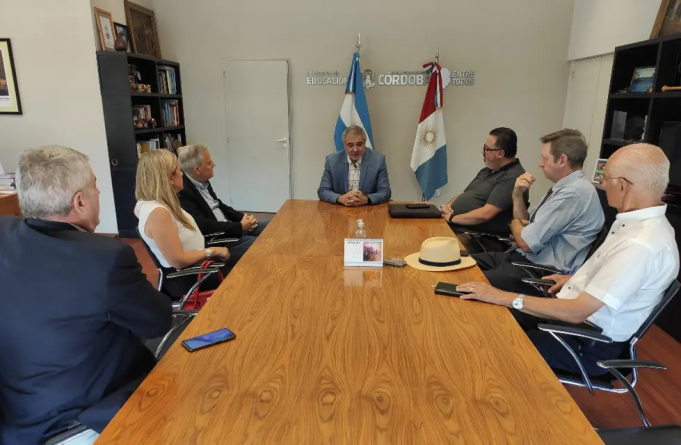 PRECIOS CIUDADOS PARA CUOTAS DE COLEGIOS PRIVADOS: CÓRDOBA RECHAZÓ LA MEDIDA PROPUESTA A NIVEL PAÍS POR EL MINISTRO SERGIO MASSA.