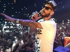 PASA EN REDES: EN UN SHOW EN BS. AS. TIRARON A ULISES BUENO ARRIBA DEL PÚBLICO Y ENCIMA LE ROBARON ¡MIRÁ!