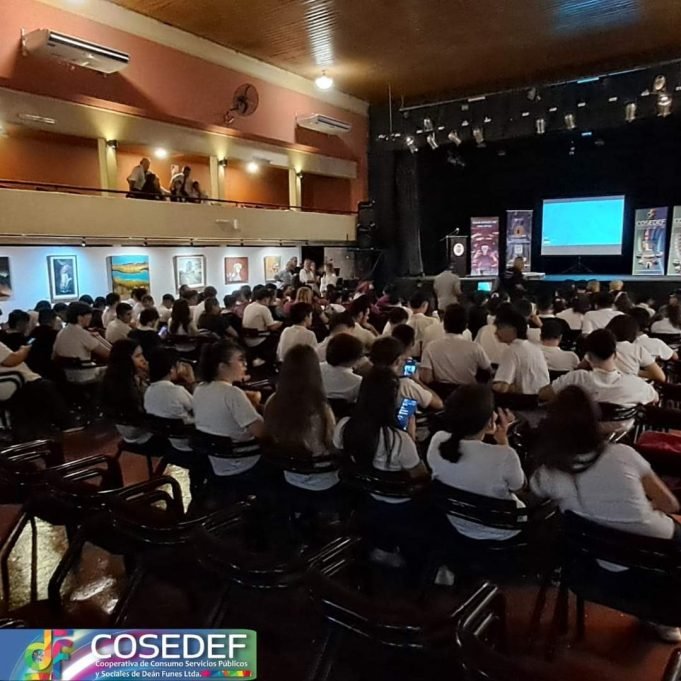DEÁN FUNES: COSEDEF Y LA AGENCIA DE CONECTIVIDAD CÓRDOBA LLEVARON A CABO EL 1° ENCUENTRO DEL PROGRAMA “ABC DIGITAL”.