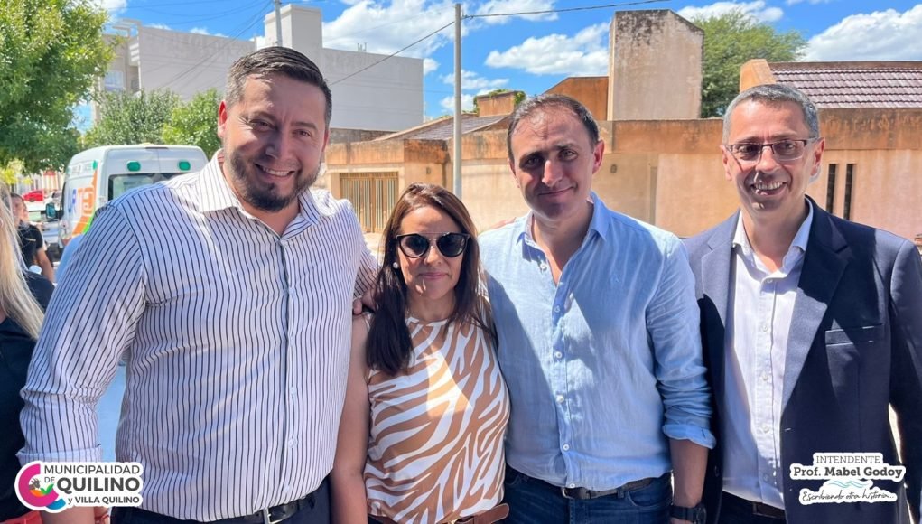 LA INTENDENTE DE QUILINO RECIBIÓ UN MÓVIL DE SEGURIDAD CIUDANA.