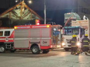 TRAGEDIA EN BARILOCHE: UN HOMBRE EN SITUACIÓN DE CALLE DORMÍA EN UN CONTENEDOR Y MURIÓ APLASTADO POR EL CAMIÓN RECOLECTOR AL COMPACTAR LA BASURA.