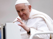 INTERNARON AL PAPA FRANCISCO POR UNA INFECCIÓN RESPIRATORIA.