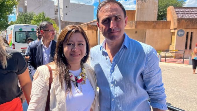 CARO JUNCOS SOLOHAGA RECORRE EL DEPARTAMENTO ISCHILÍN DE CARA A LAS ELECCIONES LEGISLATIVAS 2023.