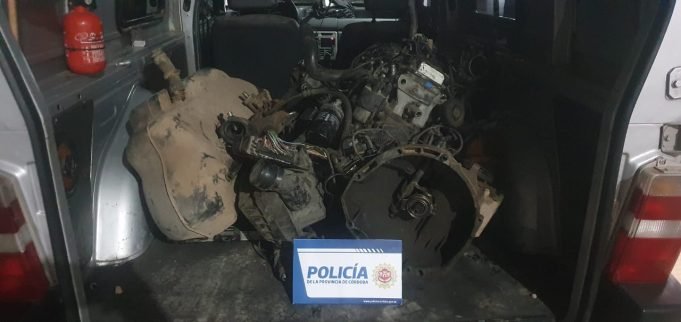 SAN FRANCISCO DEL CHAÑAR: EN UN OPERATIVO SATURACIÓN RECUPERARON UN MOTOR CON PEDIDO DE SECUESTRO. DETUVIERON A DOS JÓVENES.