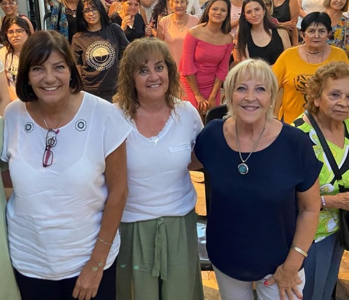 ADRIANA RUARTE CANDIDATA A INTENDENTE DE JUNTOS POR EL CAMBIO DEÁN FUNES, MENTIENE FIRME SU CONVICCIÓN DE PODER CONDUCIR LOS DESTINOS DE LA CIUDAD.