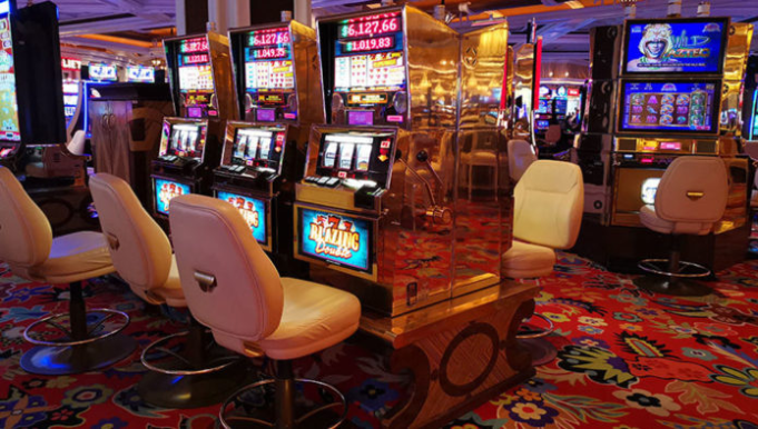 CARLOS PAZ: UNA ABUELA DE 81 AÑOS FUE AL CASINO, CAYÓ POR ESCALERAS Y FALLECIÓ.