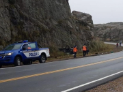 ALTAS CUMBRES: FALLECIÓ UN HOMBRE TRAS PERDER EL CONTROL DE SU VEHÍCULO EN UNA CURVA PELIGROSA E IMPACTAR CON UNA MONTAÑA.