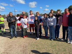 CARO JUNCOS SOLOHAGA ESTUVO PRESENTE ACOMPAÑANDO A LA FAMILIA DE “RICKY LAZZARINI” EN EL COMIENZO DEL TORNEO DE LA LIGA ISCHILÍN DE FÚTBOL QUE LLEVA SU NOMBRE.