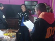 UNA TRABAJADORA DE UN HOSPITAL LE SACÓ FOTOS A LAS TARJETAS DE CRÉDITO DE LOS MÉDICOS Y GASTÓ MÁS DE 2 MILLONES DE PESOS.