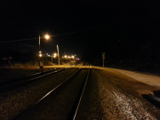 CRUZ DEL EJE: APREHENDIERON A UN CHICO QUE ROBÓ UNA BATERÍA DE UN RENAULT 12. PARA ZAFAR LA HABÍA ESCONDIDO EN LAS VÍAS FERREAS.