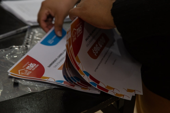 QUILINO: HICIERON ENTREGA DE CRÉDITOS MÁS VIDA DIGNA Y BANCO DE LA GENTE.