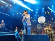 ULISES BUENO SUFRIÓ UNA DESCARGA ACÚSTICA EN EL OÍDO IZQUIERDO Y DEBIÓ ABANDONAR SU SHOW EN MONTE BUEY.