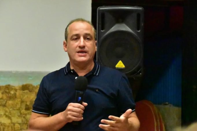 ELECCIONES PELIGROSAS: LE ROBARON Y AMENAZARON DE MUERTE A UN CANDIDATO A INTENDENTE DE SANTIAGO TEMPLE EN CÓRDOBA.
