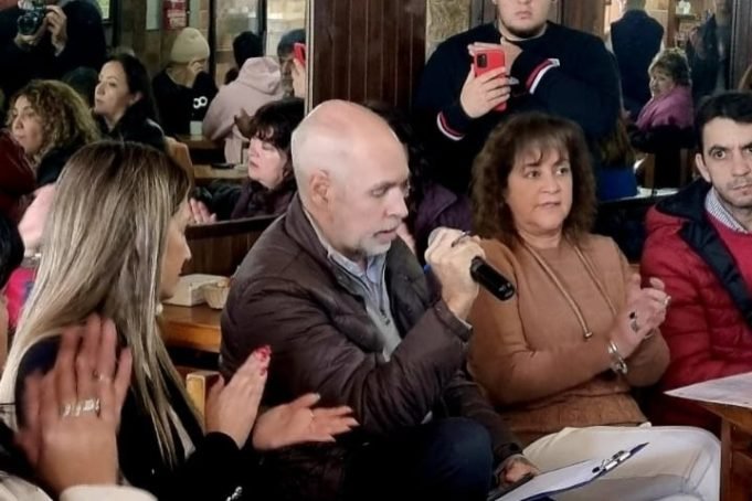 HORACIO RODRIGUEZ LARRETA PRECANDIDATO A PRESIDENTE VISITÓ DEÁN FUNES. ESTUVO ACOMPAÑADO DE ADRIANA RUARTE CANDIDATA A INTENDENTE DE JUNTOS POR EL CAMBIO.
