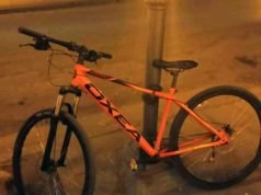DEÁN FUNES: ROBARON UNA BICICLETA DE UNA CASA FRENTE A LA CANCHA DE GAITÁN.