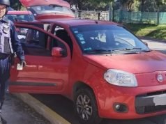 CARLOS PAZ: LLENARON EL TANQUE, AGREDIERON AL PLAYERO Y SE FUERON SIN PAGAR.