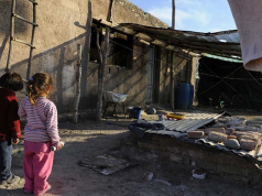 SEGÚN LA UCA 6 DE CADA 10 NIÑOS Y ADOLESCENTES EN EL PAÍS SON POBRES.
