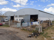 SUJETOS VESTIDOS DE POLICÍAS ASALTARON UNA FÁBRICA EN CÓRDOBA.