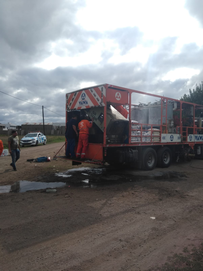 LA DORMIDA: UN CAMIÓN DE LA EMPRESA VAWA SE PRENDIÓ FUEGO EN ENTRE LAS RUTAS N°9 Y RPN°16.