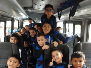 LOS NIÑOS DEL CLUB ATLÉTICO TALLERES DE QUILINO VIVIERON “LA EXPERIENCIA KEMPES”.