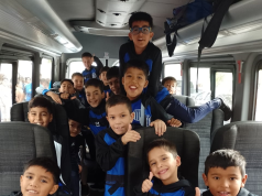 LOS NIÑOS DEL CLUB ATLÉTICO TALLERES DE QUILINO VIVIERON “LA EXPERIENCIA KEMPES”.