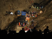 PERÚ: FALLECIERON 27 OBREROS TRAS EL INCENDIO EN UNA MINA DE ORO.