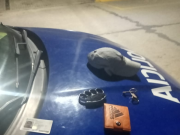 JESÚS MARÍA: APREHENDIERON A UN HOMBRE QUE MERODEABA Y MIRABA EL INTERIOR DE LOS VEHÍCULOS. AL PLAPARLO LE HALLARON UNA MANOPLA DE PUÑO.