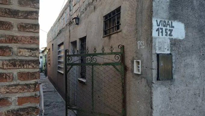 RESCATARON A CUATRO HERMANITOS DE ENTRE 3 Y 8 AÑOS QUE ERAN TORTURADOS POR SUS PADRES. LOS BAÑABAN CON AGUA HELADA Y LOS OBLIGABAN A COMER MATERIA FECAL.