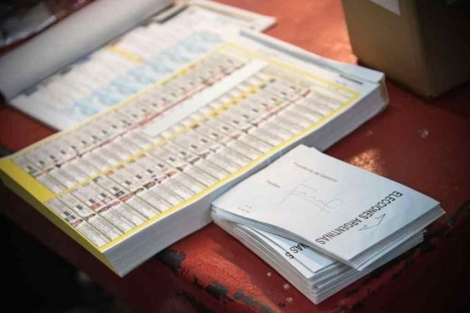ELECCIONES 2023: EL 25 DE JUNIO NO SE PODRÁ UTILIZAR TELÉFONO CELULAR AL MOMENTO DE VOTAR. ASÍ LO DISPUSO LA PROVINCIA MEDIANTE BOLETÍN OFICIAL.