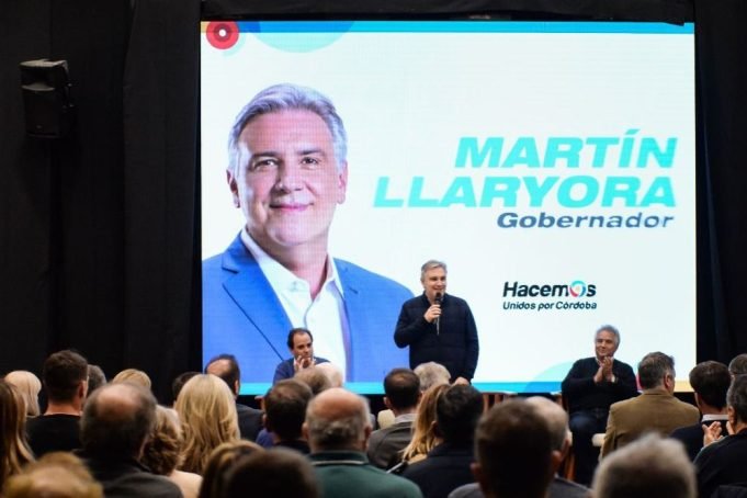 MARTÍN LLARYORA ANUNCIÓ LA CONSTRUCCIÓN DE LA CIRCUNVALACIÓN EN RÍO CUARTO.