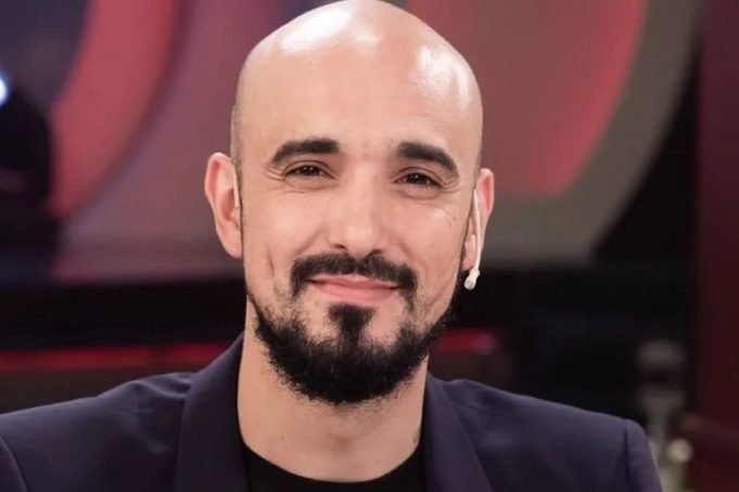 🎶ALTA EN EL CIELO: ABEL PINTOS LANZARÁ UN DISCO EXCLUSIVO DE CANCIONES PATRIAS PARA “QUE SE MANTENGAN VIVAS” ENTRE LAS NUEVAS GENERACIONES.