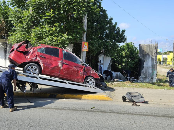 PASÓ EN COLOMBIA: UN ABUELO Y SUS DOS NIETOS FALLECIERON EN EL DIA DEL PADRE TRAS SER EMBESTIDOS POR UN AUTO QUE CONDUCÍA UN HOMBRE BORRACHO.