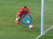 “EL DIBU DE NUEVO” LA ATAJADA CLAVE DE MARTÍNEZ PARA EVITAR EL EMPATE DE AUSTRALIA CON ARGENTINA.