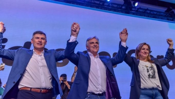 EL GOBERNADOR ELECTO MARTÍN LLARYORA DIJO QUE “JUEZ NUNCA RECONOCE CUANDO PIERDE” .