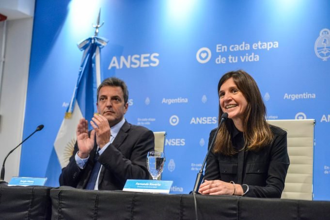 ANSES ANUNCIÓ CRÉDITOS DE HASTA 400 MIL PESOS PARA JUBILADOS Y PENSIONADOS CON TASAS MÍNIMAS.