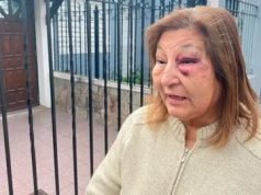 CÓRDOBA: UNA MUJER SE COLGÓ DE LA PUERTA DE SU AUTO PARA EVITAR QUE SE LO ROBEN Y RESULTÓ HERIDA.