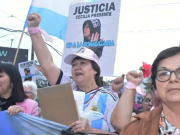 FEMICIDIO DE CECILIA: VECINOS MARCHARON PIDIENDO QUE LOS SENA NO RECIBAN PRISIÓN DOMICILIARIA.