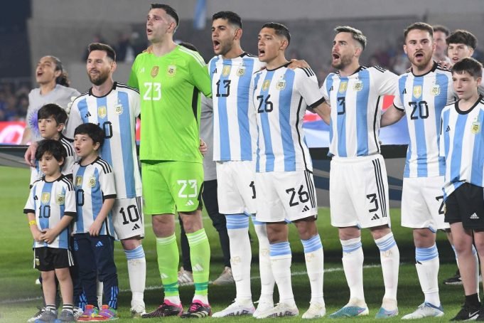 EL MEJOR DEL MUNDO: NUESTRO HIMNO NACIONAL ARGENTINO FUE ELEGIDO COMO EL MÁS LINDO.