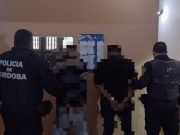 LA DORMIDA: TRES SUJETOS ENTRE ELLOS UN MENOR GOLPEARON Y LE ROBARON DINERO A UN HOMBRE A LA SALIDA DEL CAJERO.