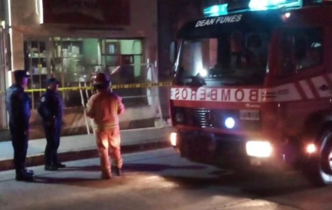 DEÁN FUNES: HALLARON EL CUERPO SIN VIDA DE UN HOMBRE EN LA VÍA PÚBLICA.