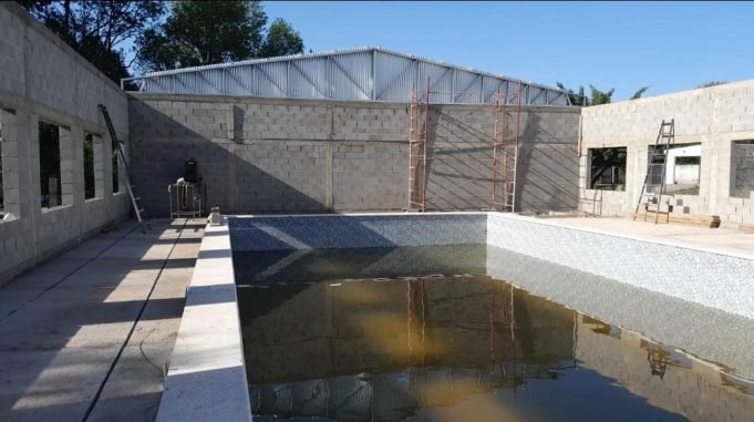 ¡BUENA NOTICIA! AVANCE DE OBRA EN EL NUEVO NATATORIO TECHADO EN VILLA TULUMBA.