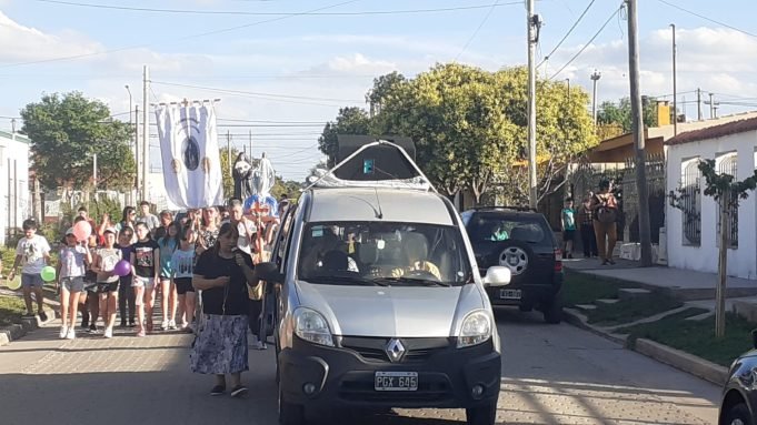 DEÁN FUNES: CONCURRIDA CELEBRACIÓN EN HONOR A LA VIRGEN DE LA MEDALLA MILAGROSA Y MADRE CATALINA.