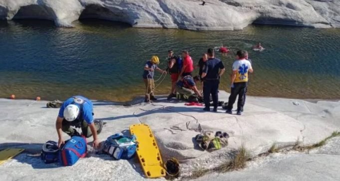 MINA CLAVERO: UN JOVEN FALLECIÓ AHOGADO TRAS INTENTAR SALVAR A SU NOVIA.