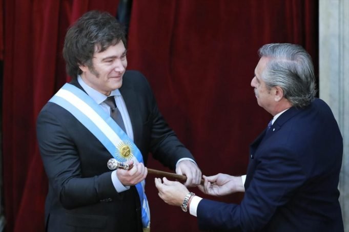 JAVIER MILEI ASUMIÓ COMO PRESIDENTE DE LA NACIÓN.