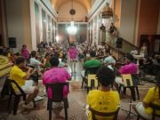 EXITOSA PRESENTACIÓN DE LA ORQUESTA MARÉ DO AMANHA EN VILLA TULUMBA JUNTO A CHICOS DE LA FAZENDA LA ESPERANZA.
