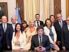 EL PRESIDENTE MILEI LE TOMÓ JURAMENTO A LOS 9 MINISTROS QUE FORMARÁN PARTE DE SU GOBIERNO.